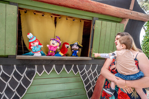 Espect�culo de marionetas para ni�os en el camping CAPFUN Arbois du Castellet en LE CASTELLET (83).