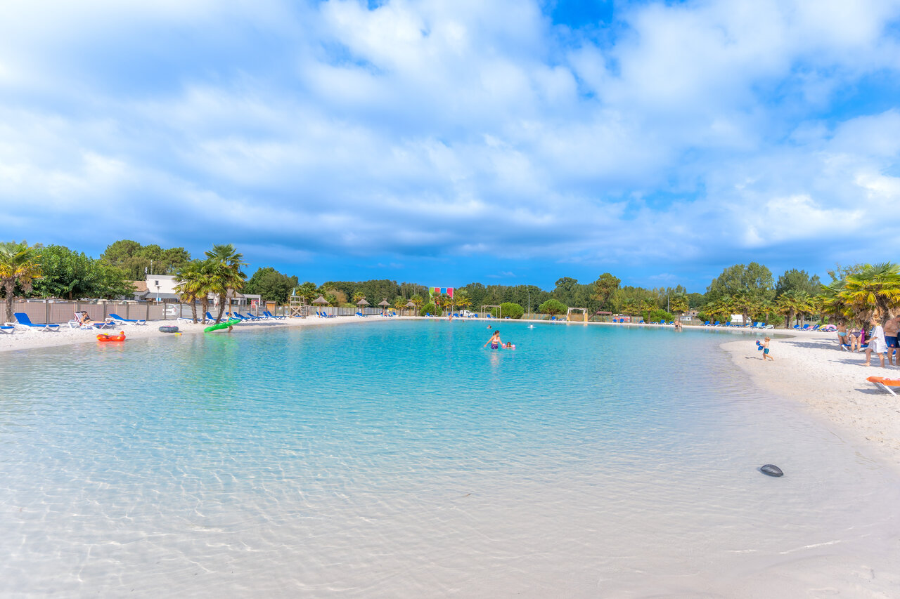 Piscina laguna, playa de arena, CAPFUN Atlantique Parc, Les Mathes / La Palmyre.