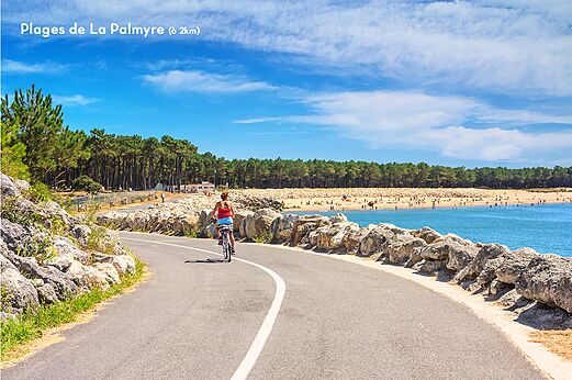 Carril bici a las playas de La Palmyre, Charente-Maritime.