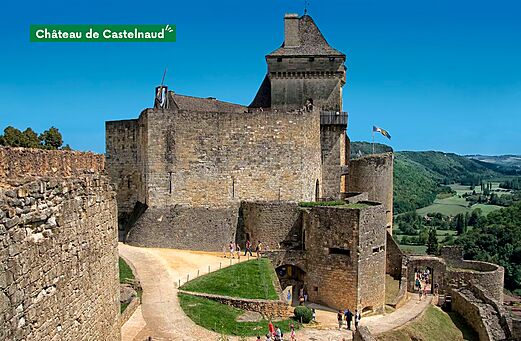 Castillo medieval de Castelnaud-la-Chapelle, sitio histórico para visitar en Dordoña.