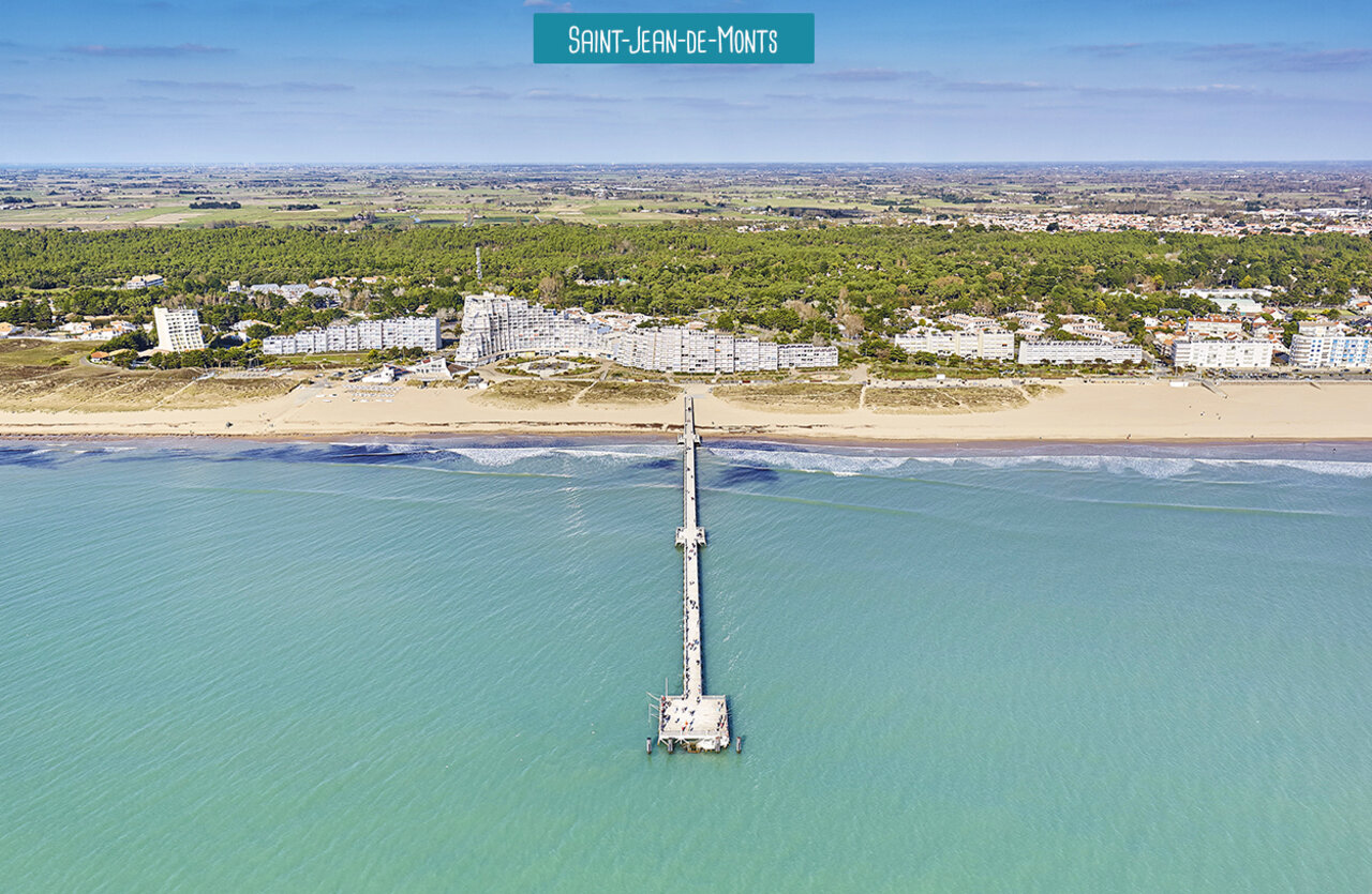 Muelle de Saint-Jean-de-Monts, playa de arena fina y ciudad costera en Vend�e.