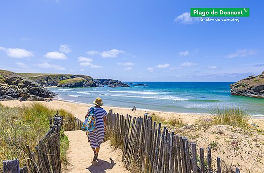 Playa de Donnant, sendero de arena hacia el oc�ano, Belle-�le-en-Mer.