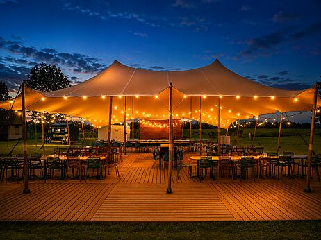 Carpa restaurante en el camping CLICOCHIC Brise de Cabourg en Varaville (14).