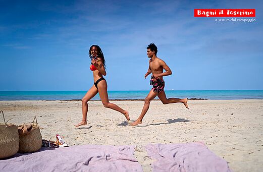 Playa de arena fina Bagni il Tesorino, lugar para visitar cerca de Rosignano Marittimo.