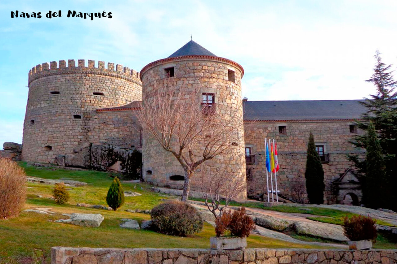 Castillo hist�rico en Navas del Marqu�s, lugar a visitar cerca de Valdemaqueda (Madrid).