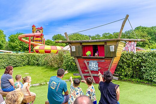 Espect�culo de marionetas para ni�os en el camping CAPFUN Coquelicots en Royan (17).