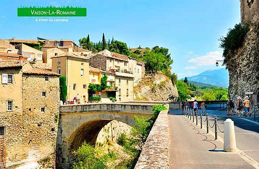 Vaison-la-Romaine, ciudad hist�rica y su puente romano en Provenza, para visitar.