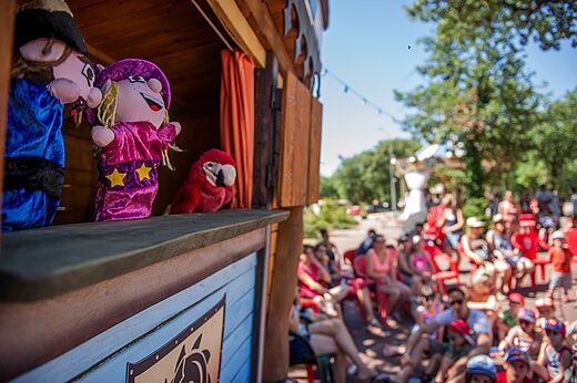 Espectáculo de marionetas para niños y adultos en el camping CAPFUN Duravel en Duravel (46).