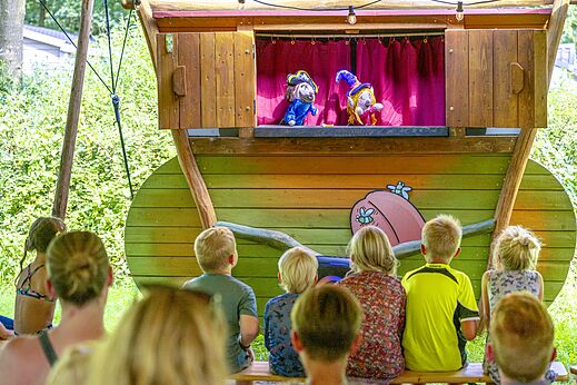 Espectáculo de marionetas para niños en el camping CAPFUN Erkemederstrand en Zeewolde.