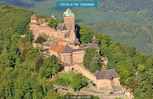 Castillo del Haut Koenigsbourg, monumento hist�rico medieval para visitar en Alsacia.