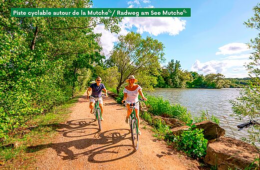Pista ciclable alrededor del estanque de la Mutche, lugar para visitar cerca del camping.