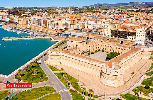 Puerto de Civitavecchia y Fortaleza Miguel Ángel, lugar para visitar cerca del camping.
