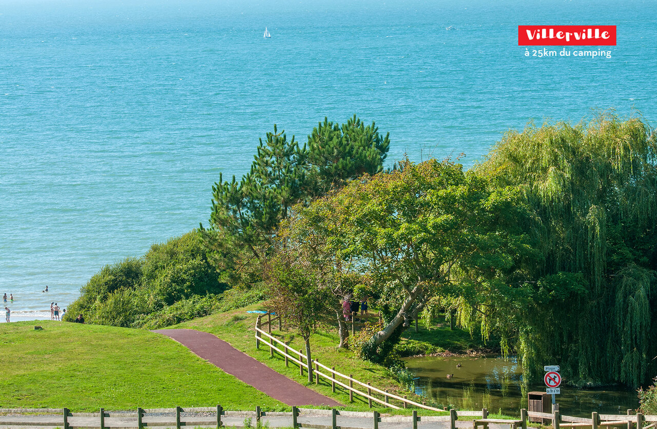 Playa de Villerville en Normand�a, un lugar para visitar cerca del camping.