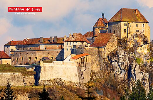 Castillo de Joux, fortaleza hist�rica del Jura, para visitar cerca de Malbuisson.