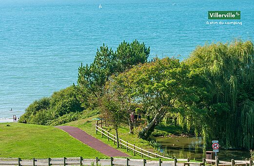 Playa de Villerville y mar, lugar para visitar cerca de Deauville, Normand�a.
