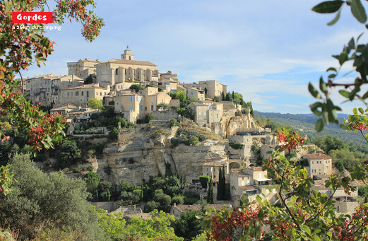 Pueblo de Gordes en Provenza, lugar turístico cerca de LE THOR.