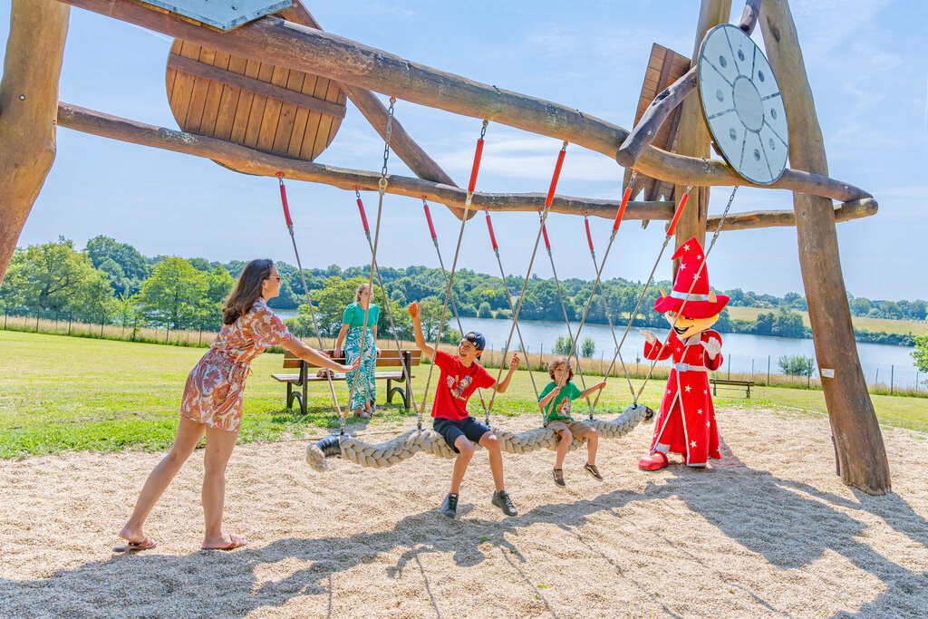 Lac de Ribou, Camping Pays de la Loire - 16