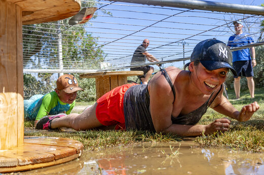 Carrera de obstáculos, animación en CAPFUN Lac de Ribou en Cholet (49).