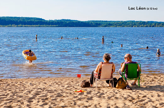 Lago Le�n, hermoso lago natural con playa y nataci�n cerca de Linxe.