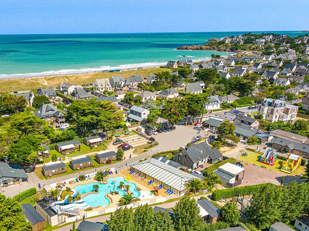 Parque acu�tico en el camping CLICOCHIC Longchamp en Saint Lunaire (35).