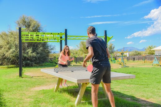 Tenis de mesa en el camping CAPFUN Marina d'Al�ria en Aleria (20)