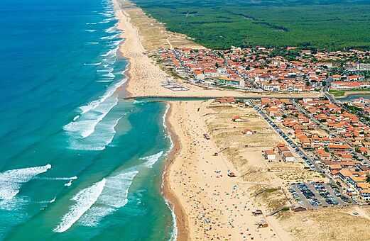 Playa, oc�ano en el camping VAGUES OCEANES Marina Landes en Mimizan (40).