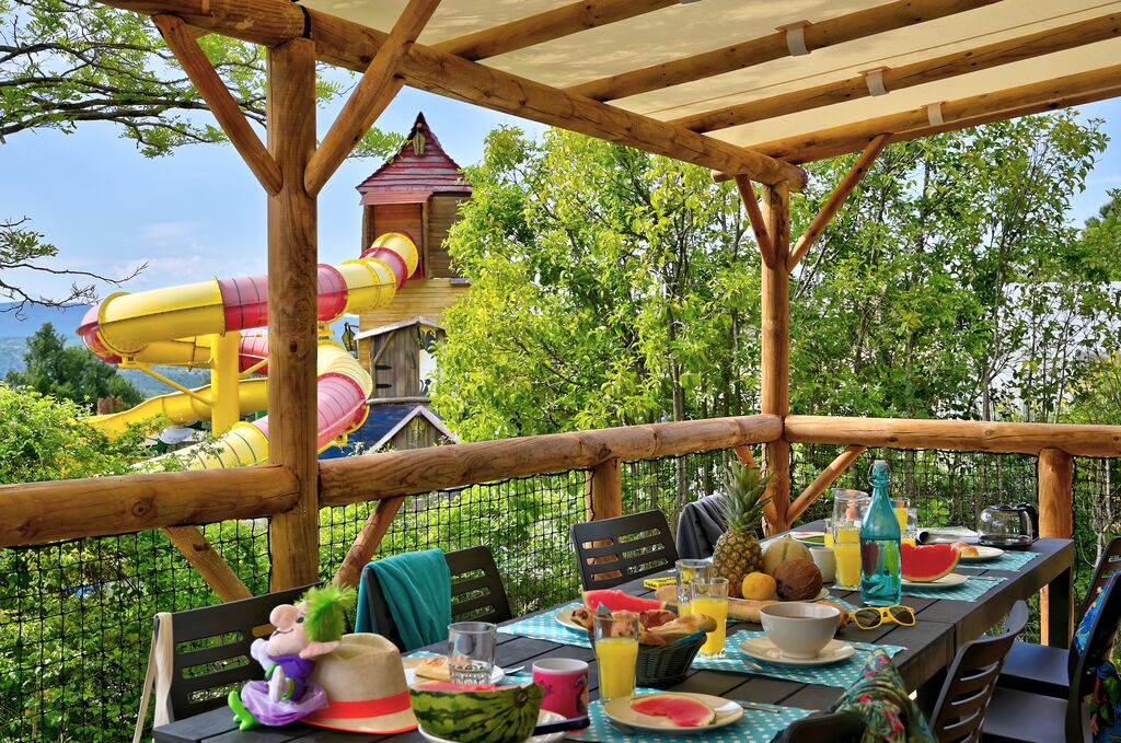 Le Merle Roux, Camping Rhone Alpes - 26