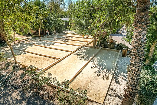 Campo de petanca sombreado en camping CAPFUN Mer et Soleil, Cap d'Agde (34).