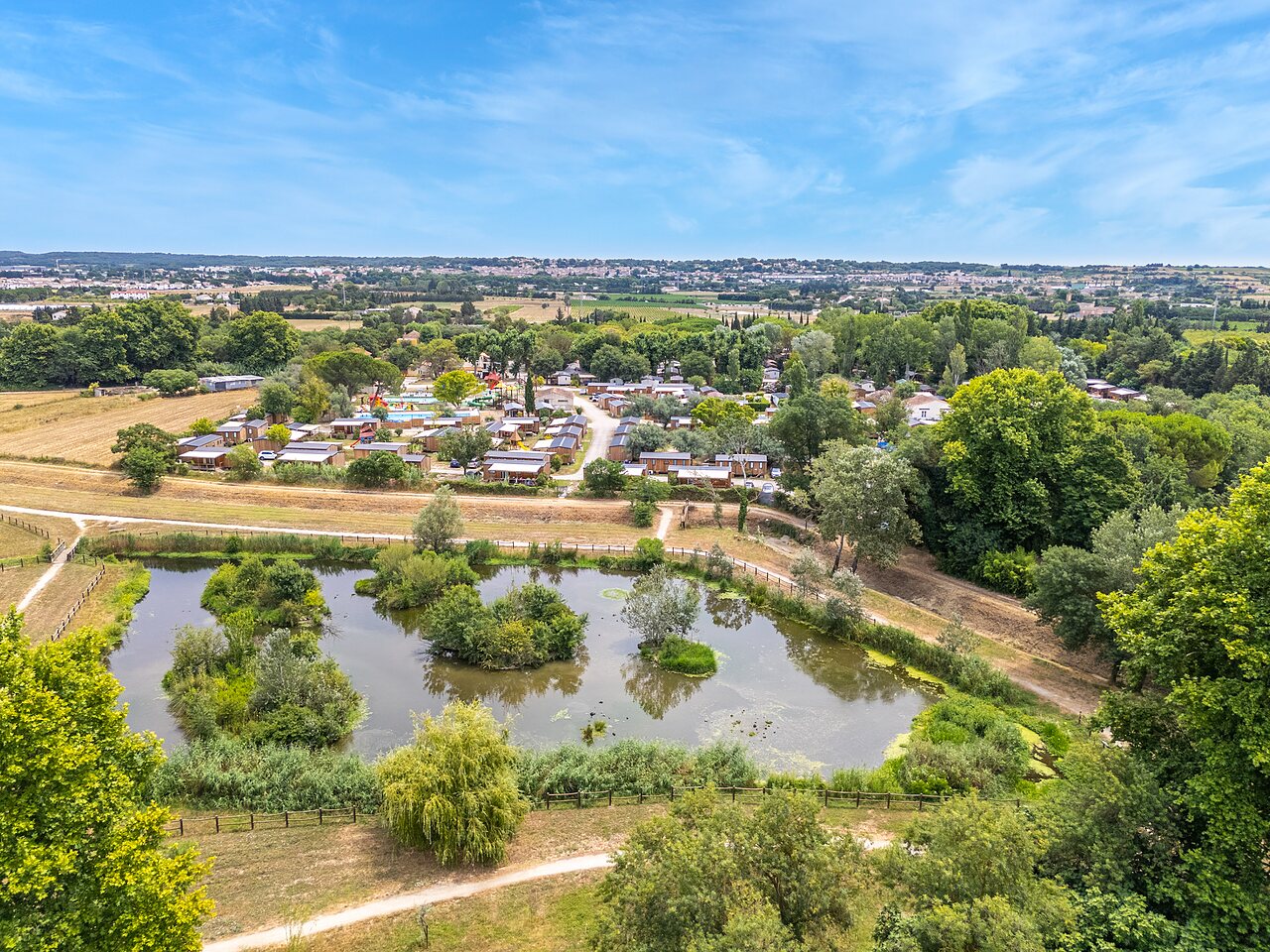 Camping, Mobil-homes, estanque en camping VAGUES OCEANES Monte Cristo en Vauvert.