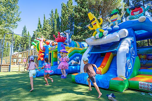 Estructura hinchable gigante para niños en CAPFUN Or, La Grande Motte (34).