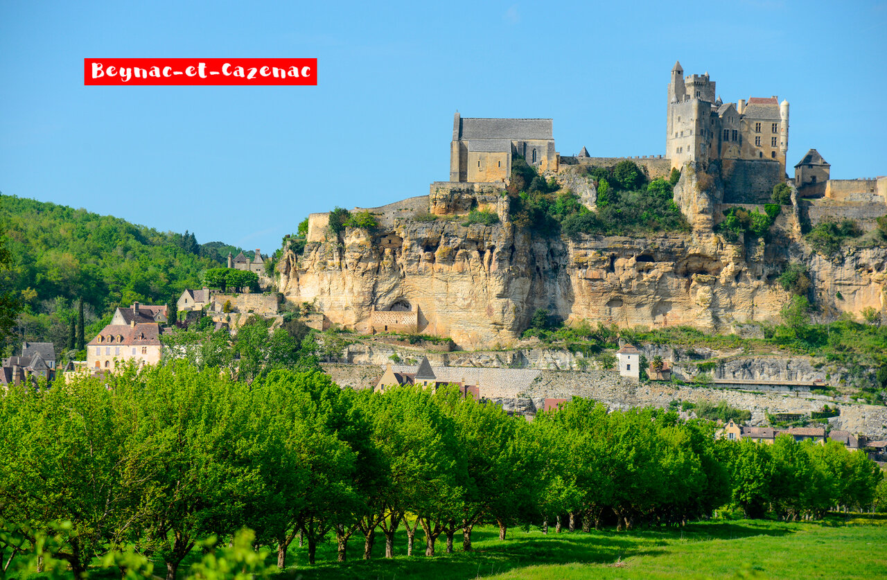 Pueblo medieval de Beynac-et-Cazenac, un sitio hist�rico para visitar en Dordo�a.