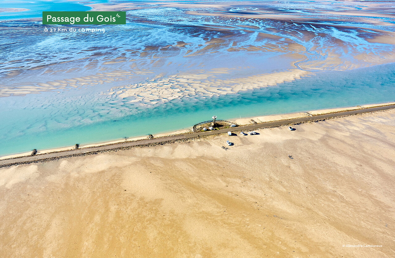 Paso del Gois, carretera sumergible �nica en Vend�e, para visitar cerca del camping.