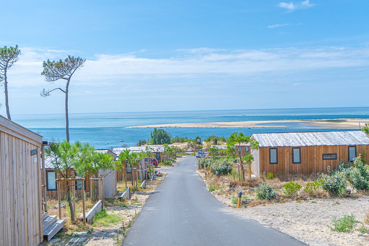 Mobil-homes modernos en el camping CLICOCHIC Petit Nice en PYLA SUR MER (33).