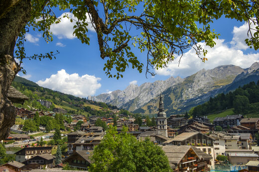 Pueblo, monta�as, camping CAPFUN Plan du Fernuy en LA CLUSAZ (74).