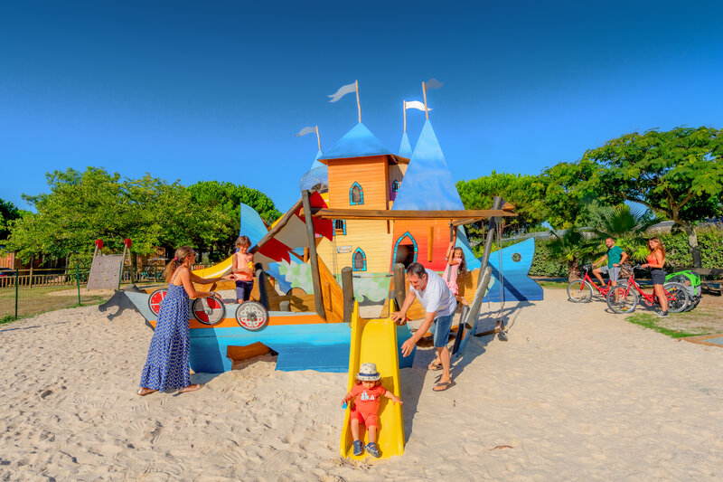 Juego Carabouille - Juegos infantiles en el camping CAPFUN Quatre Vents d'Ol�ron en St Georges d�Ol�ron (17).