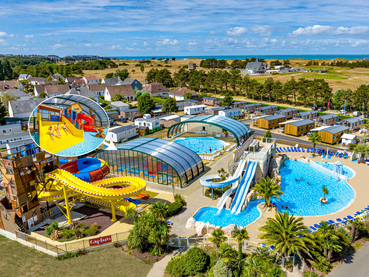 Piscinas, toboganes acu�ticos y Mobil-homes en el camping CAPFUN La Route Blanche en Breville sur Mer (50).