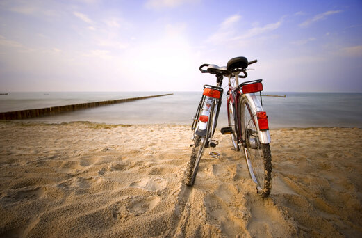 Bicicletas playa camping CAPFUN La Route Blanche en Breville sur Mer (50).