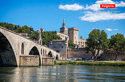 Puente de Avi��n y Palacio de los Papas, monumentos hist�ricos para visitar en Provenza.