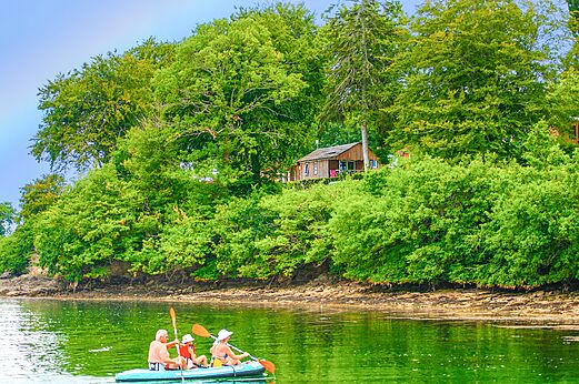 Kayak familiar, naturaleza en el camping CAPFUN Saint Laurent en LA FORET FOUESNANT (29).