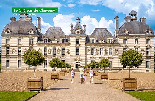Castillo de Cheverny, famoso monumento hist�rico para visitar cerca de Cheverny (41).