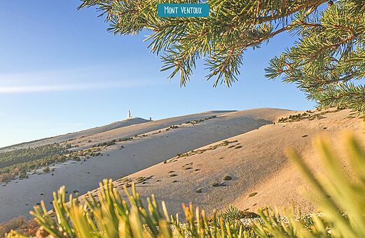 Mont Ventoux, paisaje monta�oso ic�nico de Provenza, para visitar cerca de Saint-Romain-en-Viennois (84).