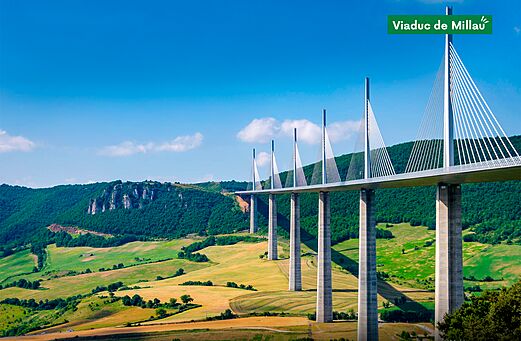 Viaducto de Millau, impresionante puente atirantado, para visitar cerca de Millau, Aveyron.