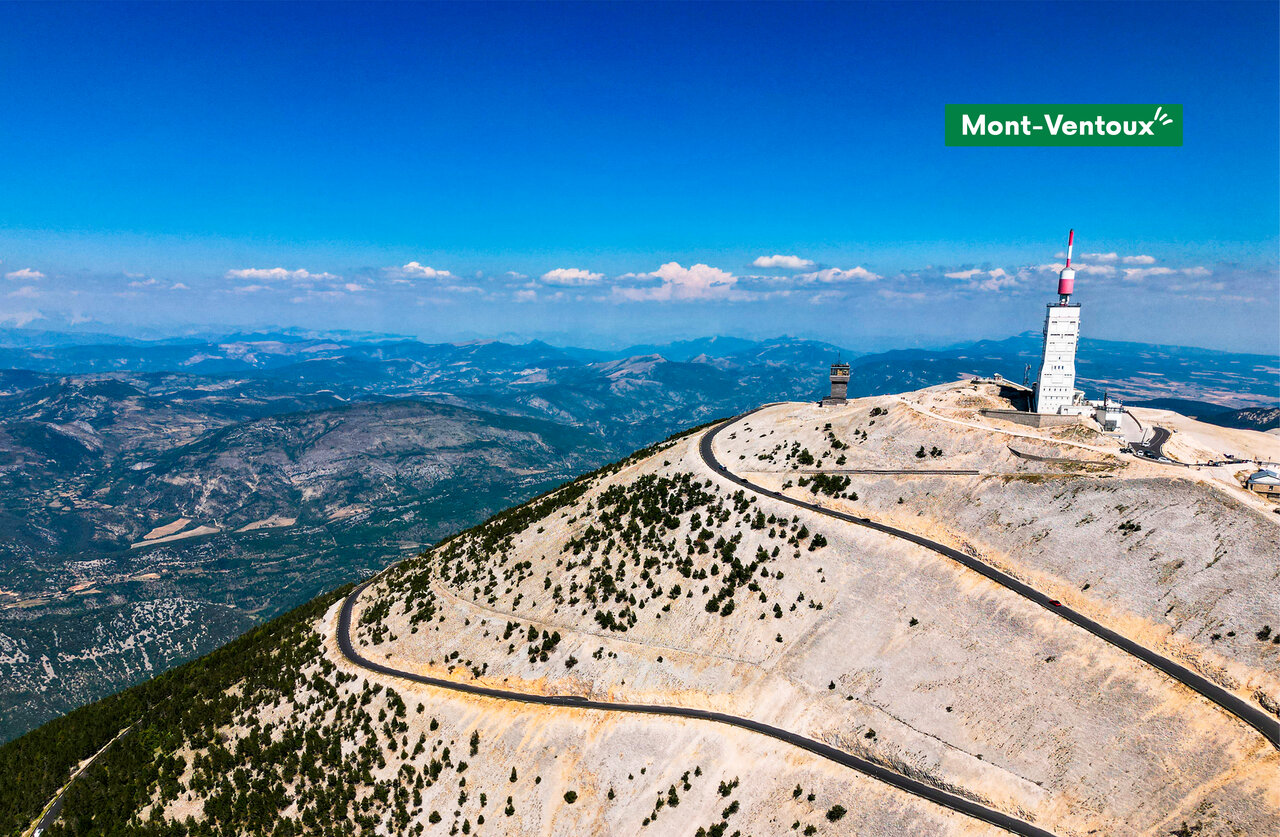 Mont Ventoux, cima ic�nica de Provenza, para visitar cerca del camping.