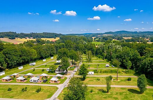 Vista a�rea de parcelas y Mobil-homes en el camping CAPFUN Tecklenburg en Tecklenburg-Leeden (49).
