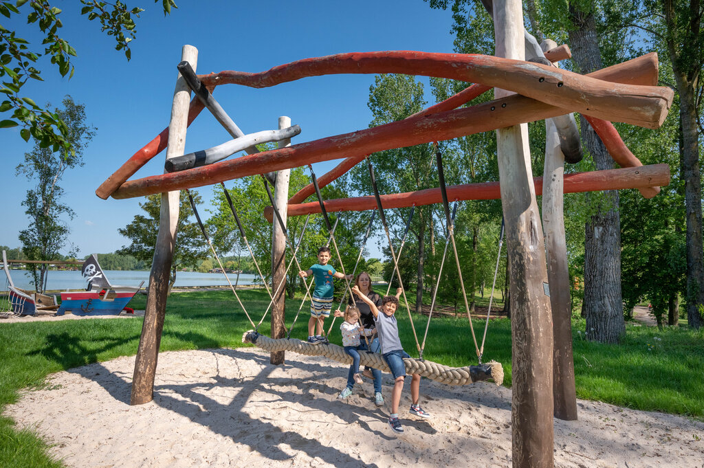 Tensch Jolie, Campingplatz Lothringen - 31