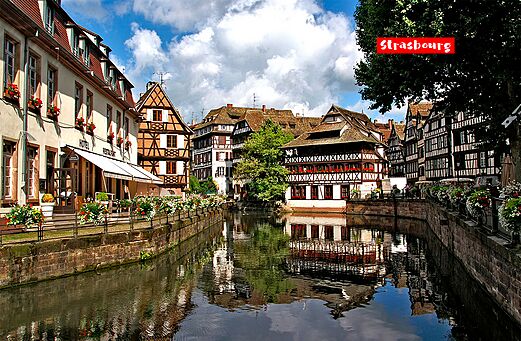 Barrio histórico de la Petite France en Estrasburgo, ciudad de Alsacia.