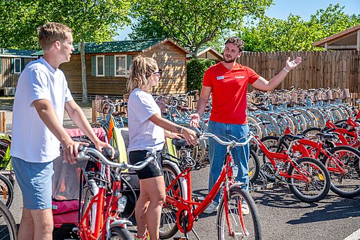 Alquiler de bicicletas y remolques infantiles en el camping CAPFUN Teorix en MARSEILLAN PLAGE (34).
