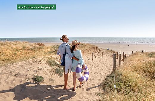 Acceso directo playa arena fina, dunas, camping CLICOCHIC Plage des Tonnelles.