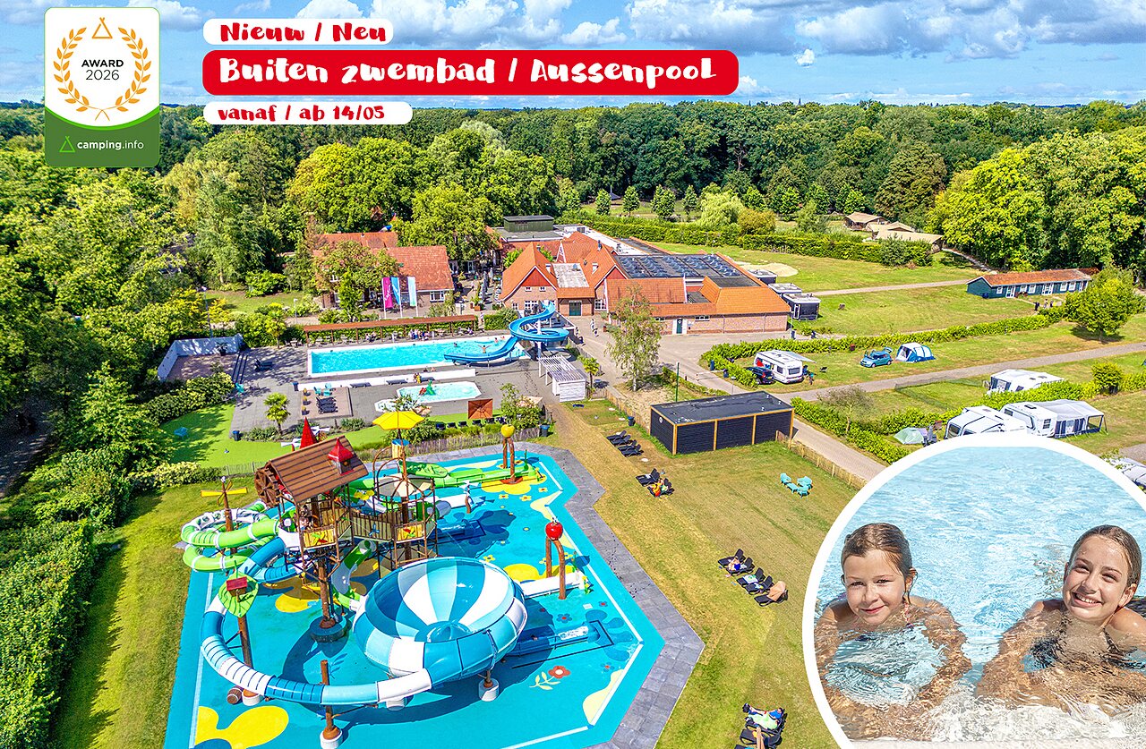 Complejo acu�tico con toboganes y piscina exterior en el camping CAPFUN het Winkel en Winterswijk.